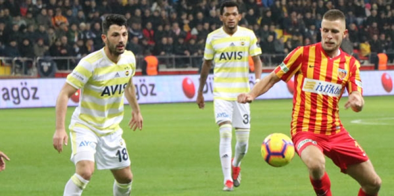 Kayserispor Fenerbahce Maci Sonrasi Tolgay Arslan Neden Kirmizi Kart Gordu Haberi