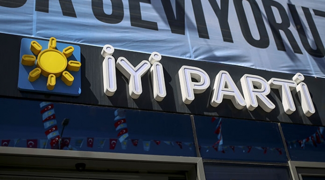 İYİ Parti’den ‘kurultay’ açıklaması: Kongre kararına rağmen çağrı yapmak komik