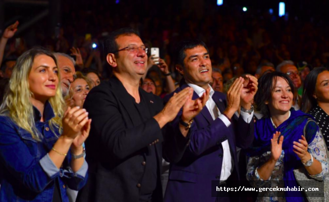 İmamoğlu, seçim stresini caz konserinde çocuklarla dans ederek attı
