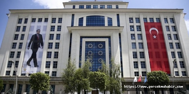 Eski vekilden AKP'ye: ''AKP kendi yaptığı reformların gerisinde kaldı''