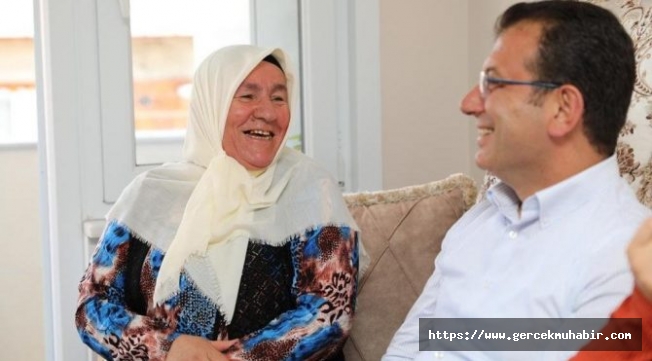 İmamoğlu, ‘Sana kete yaparım ama oy vermem’ diyen Mahzure teyzeyi ziyaret etti