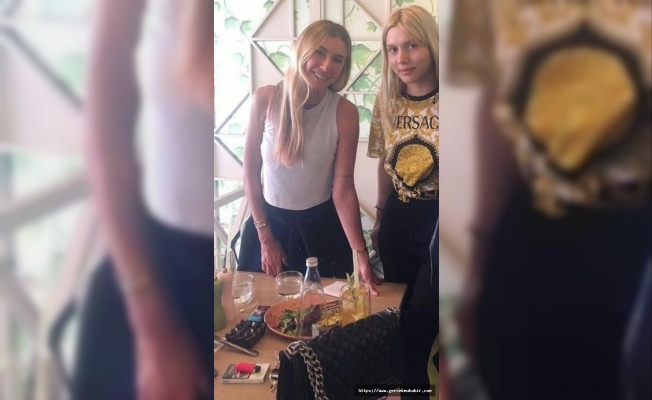 Düğüne giden Şeyma Subaşı ve Aleyna Tilki'nin dansları dikkat çekti