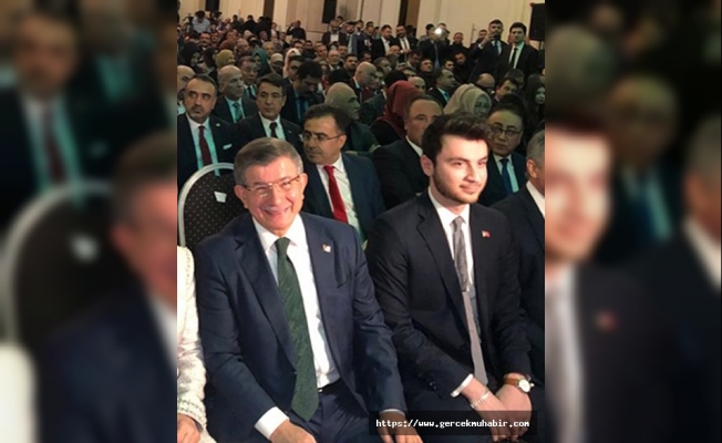 En Genç Kurul Üyesi: En Azından Davutoğlu'nun Diploması Var