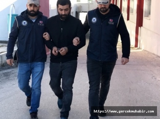 Adana'da bir kişi, El-Kaide'ye Kargo Göndermek İsterken Yakalandı!