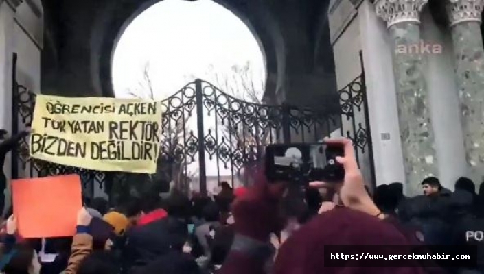 Istanbul Universitesi Nde Ogrencileri Darp Eden Bir Polis Gorevden Uzaklastirildi Haberi