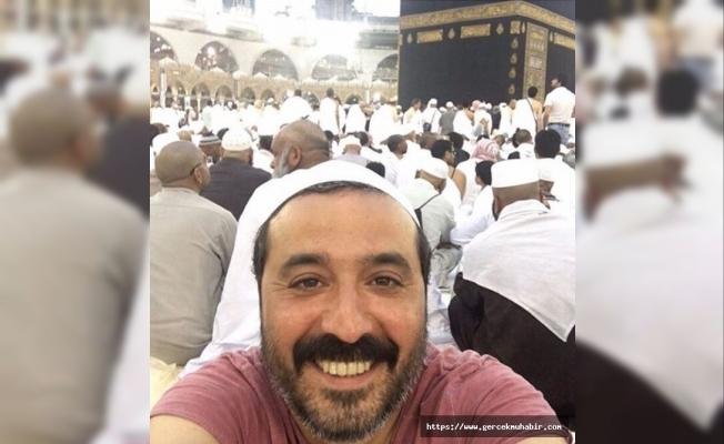 Mustafa Üstündağ Boşandı, Mekke'ye Gitti