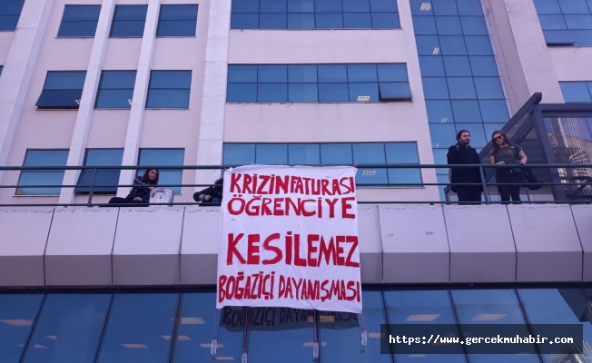 Yemekhane fiyatlarını protesto eden öğrenciler, kendi yemeklerini hazırlıyor Yemekhane fiyatlarını protesto eden öğrenciler, kendi yemeklerini hazırlıyor