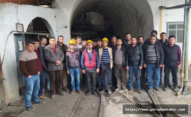 7 Aydır Maaş Alamadığı İçin Greve Başlayan Madenciler İşten Atıldı