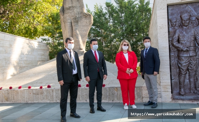 BODRUM'DA BELEDİYE MEYDANINDA 23 NİSAN TÖRENİ BODRUM'DA BELEDİYE MEYDANINDA 23 NİSAN TÖRENİ