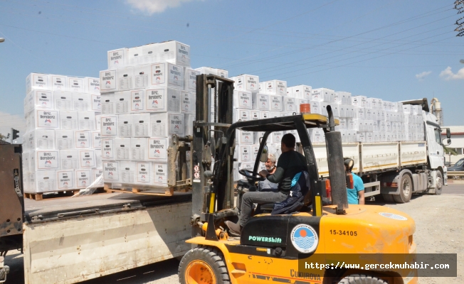 MERSİN BÜYÜKŞEHİR’DEN ESNAFA 15 BİN 500 GIDA KOLİSİ YARDIMI