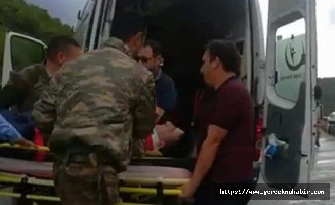 Mersin'de Askerleri Taşıyan Otobüs Devrildi: 5 Asker Şehit, 10 Asker Yaralı