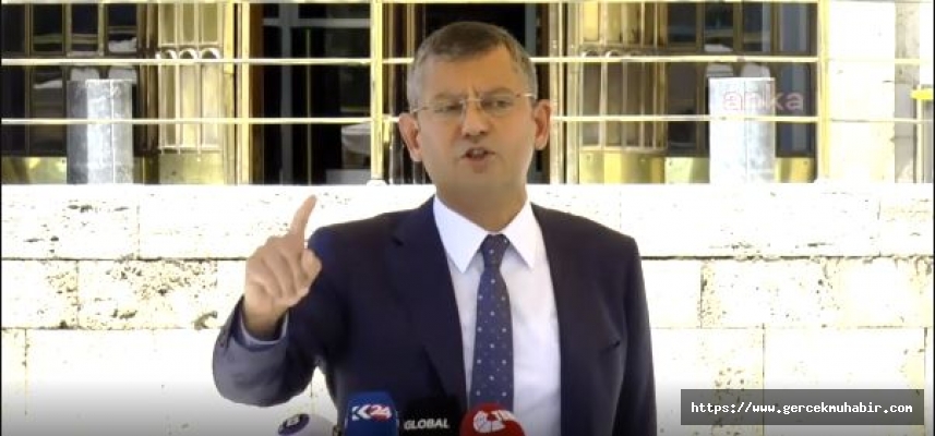 Özgür Özel: Sansürcü Fahrettin, Televizyonlara Gazetelere Sansür Koyan Fahrettin!