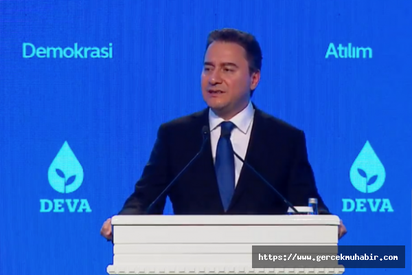 Babacan: Bugün AYM'yi hedef alanlar geçmişte en çok sıkıntı çekenlerdir