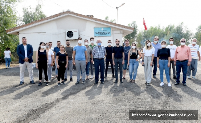 Başkan Akay çocuklar için boya yaptı
