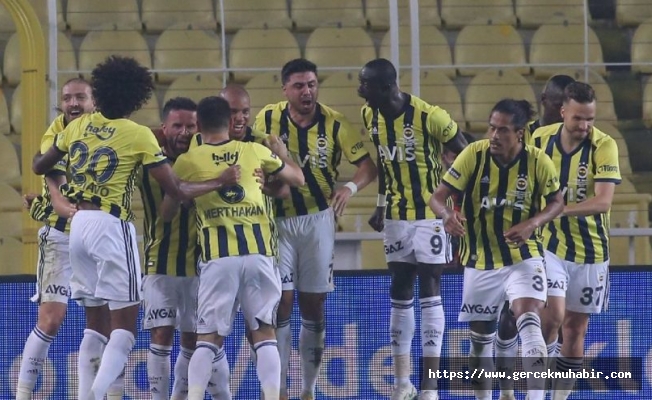 Fenerbahçe derbide geri döndü!