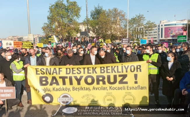 Kadıköy'de esnaf eylemi:  Binlerce esnaf aileleriyle birlikte açlığa mahkum edildi, destek istiyoruz