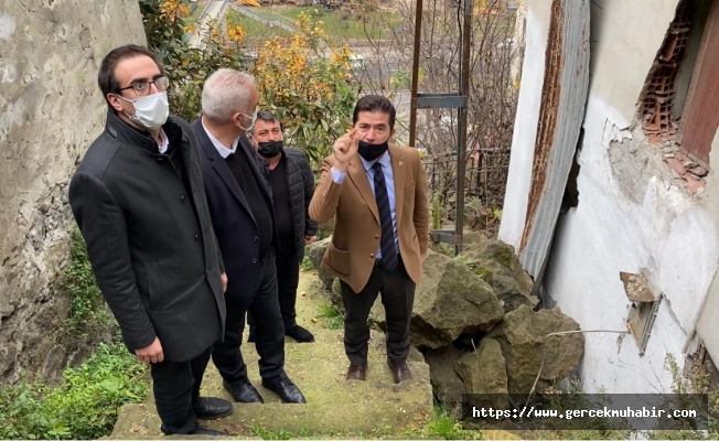 CHP'li Ahmet Kaya, Heyelan Tehlikesi Altındaki Kaymaklı Mahallesi'ni Ziyaret Etti
