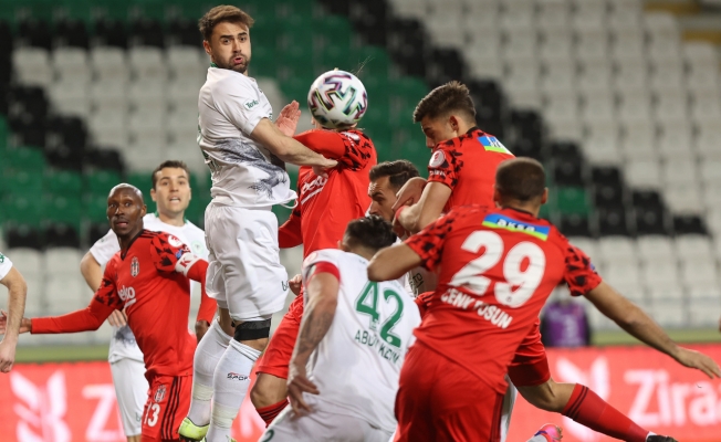 Beşiktaş yarı finale yükseldi