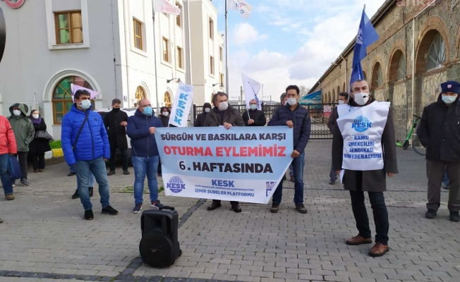Dondurucu soğuğa rağmen oturma eylemi devam etti... Siz gideceksiniz biz kalacağız!