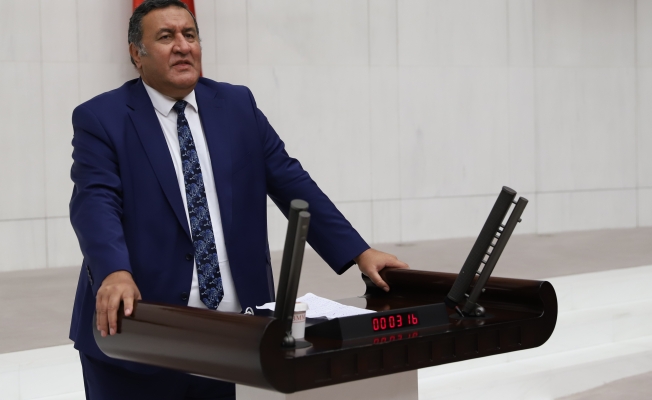 Gürer; “Cumhurbaşkanı ile Milli Eğitim Bakanı’nın tablet sayısı hesabı tutmadı”