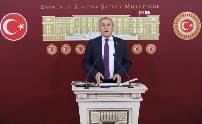 CHP'li Kaya: Lebalep Kongrelerde Bulaşmayan Covid, 23 Nisan'da Bulaşıyor!