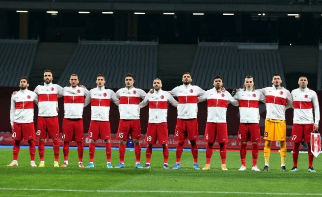 Milli takımda corona bitmiyor!