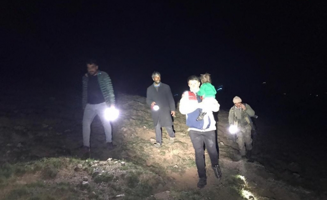 Van'da evinin önünde oynarken kaybolan Şeyma Nur, 6 saatlik aramanın ardından bulundu