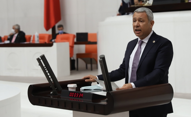 Sümer; “Vatandaş açlık ve borç yüzünden intihar eder haldeyken, sorun yok gibi göstermeye çalışanlar utanmalıdır”