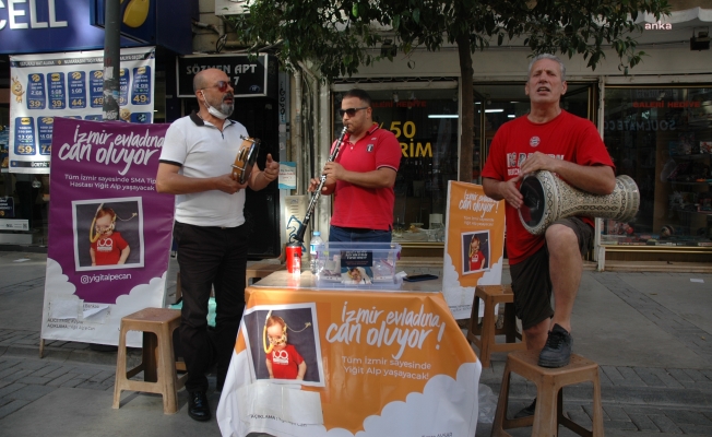 Yiğit Alp'e Can Olmak İçin Şarkı Söylüyorlar