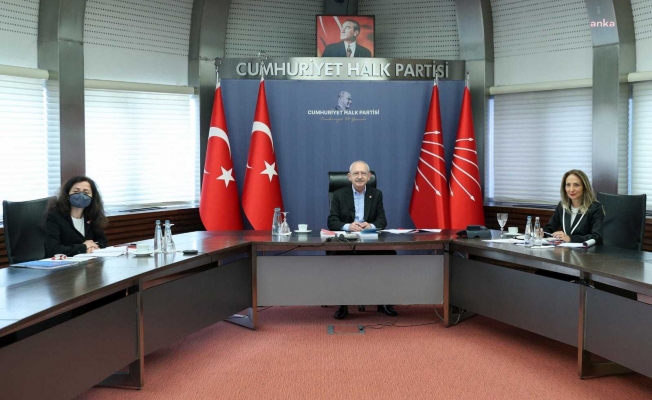 Kılıçdaroğlu, Kadın Kolları il başkanları ile buluştu: ''Biz politikamızı sosyal kimlikler üzerinden kuruyoruz''