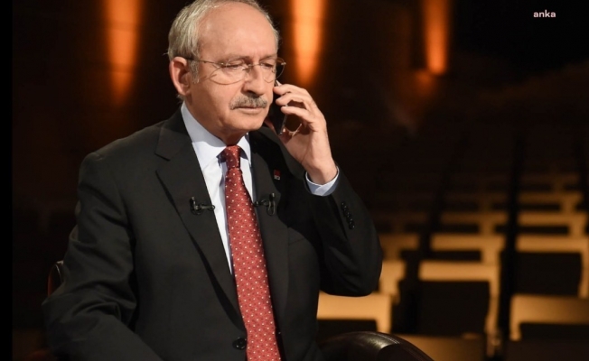 Kılıçdaroğlu'ndan Galatasaray'ın yeni başkanı Burak Elmas'a tebrik telefonu Kılıçdaroğlu'ndan Galatasaray'ın yeni başkanı Burak Elmas'a tebrik telefonu