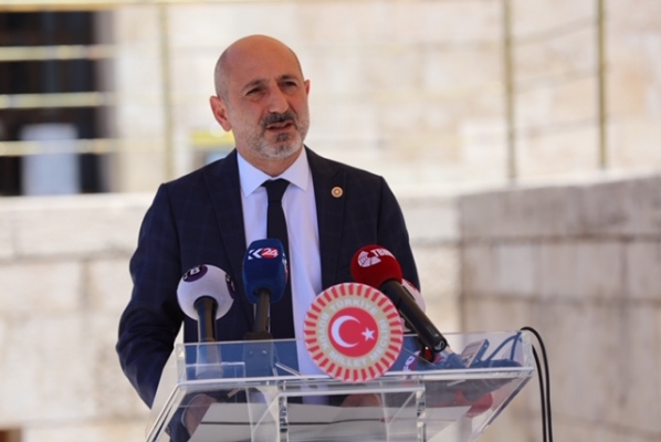 'Atom Karınca'dan Kahramanmaraş'ın "Bozuk Yol" Çilesine Çözüm Arayışı!
