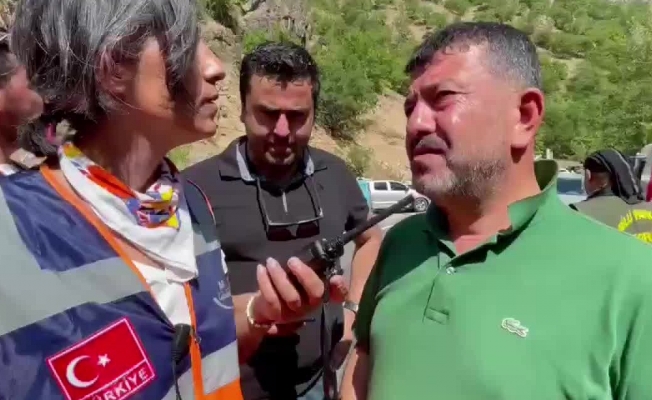 Tunceli'de yangın söndürme çalışmalarına katılan Ağbaba: “Havadan müdahale yapılmazsa ormanın tamamı yanar"