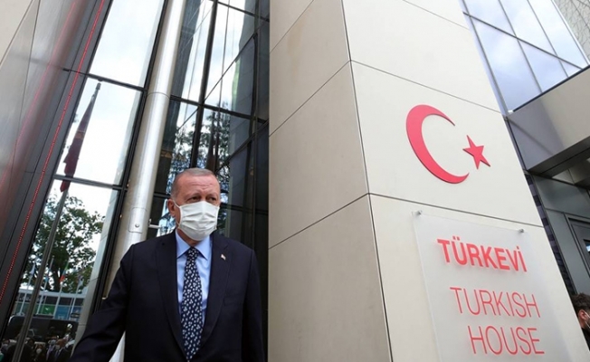 Erdoğan, Manhattan'daki Türkevi'ni açtı: Atalarımız, ‘şerefü'l mekan bi'l mekin' yani, yeni mekâna şeref katan, oradaki insanlardır' diyor"