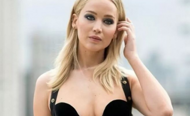 Jennifer Lawrence hamile olduğunu açıkladı