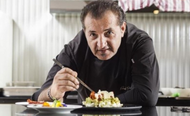 Mehmet Yalçınkaya neden her yemeğe şeker atıyor? Sebebini açıkladı