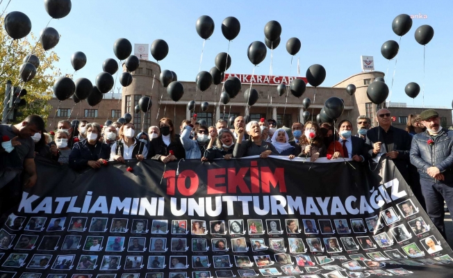 Ankara Garı'nda 10 Ekim’de ölenler anıldı. Polisin sert müdahalesiyle 22 kişi gözaltına alındı