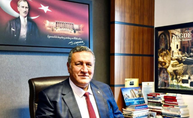 Gürer: “Atanamayan öğretmenlerin varlığı, iktidarın yanlış eğitim uygulamalarındandır”