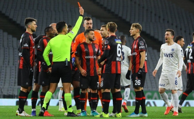 Tombense e Londrina: Uma Batalha entre Dois Gigantes do Futebol Brasileiro