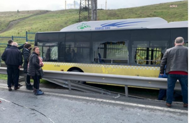 İETT otobüsü yoldan çıktı: 5 yaralı