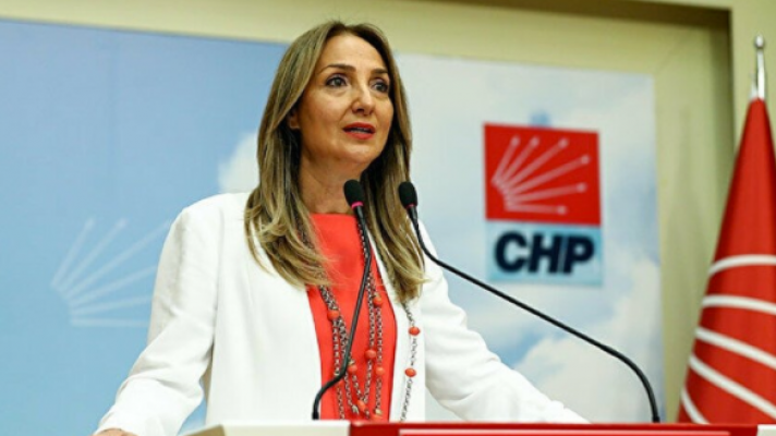CHP Kadın Kolları'ndan Gazeteci Sedef Kabaş’a Dayanışma Mektubu