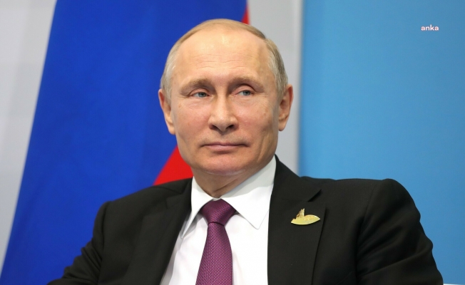 Putin: "Nükleer caydırıcı güçlerin özel savaş durumuna geçmesini emrettim”