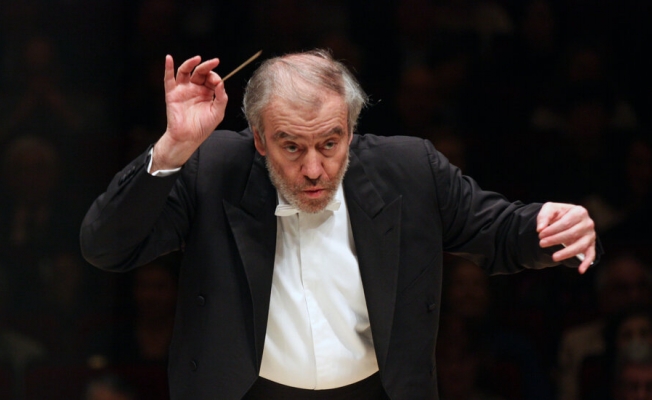 Putin'in Dostu Dünyaca Ünlü Rus Orkestra Şefi Gergiev, Münih Filarmoni Orkestrası'ndaki görevinden alındı Putin'in Dostu Dünyaca Ünlü Rus Orkestra Şefi Gergiev, Münih Filarmoni Orkestrası'ndaki görevinden alındı