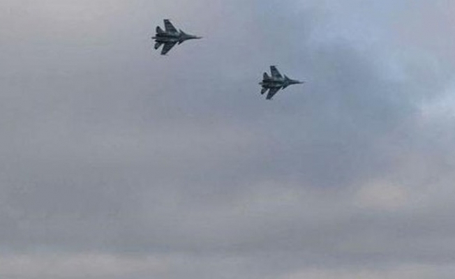 Ukrayna, İzyum yakınlarında Rusya’ya ait bir savaş uçağı düşürdü