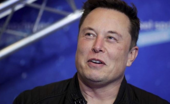 Elon Musk'tan 4 milyar dolar değerinde hisse satışı
