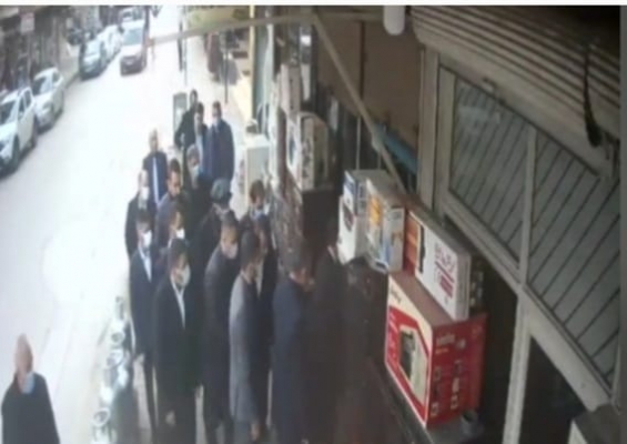MHP’li Belediyeyi Eleştiren Esnaf: 25-30 Kişi Gelip İş Yerimi Bastılar
