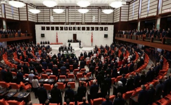 AKP ve MHP'den "Sosyal Medya Yasası" İçin "Kapalı" Toplantı