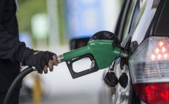 Benzinin litresi 6 ayda yüzde 131 arttı