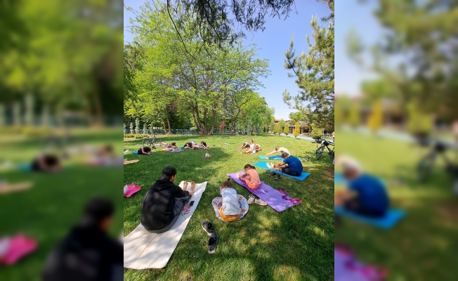 CİMER'e şikayet Eskişehir'de vakıfa ait Dede Korkut Parkı'nda yoga yasağı getirdi