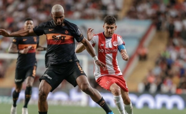 Galatasaray sezonu beraberlikle bitirdi